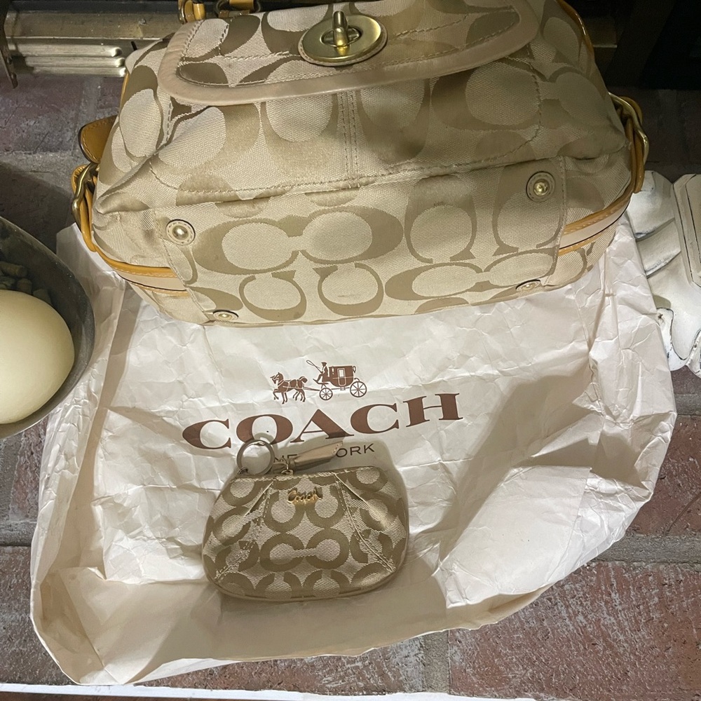 Coach Tan Signature Shoulder Bag Set